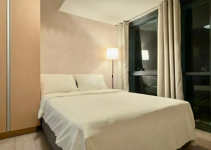 Cozy In Salcedo Village Makati Apartment *