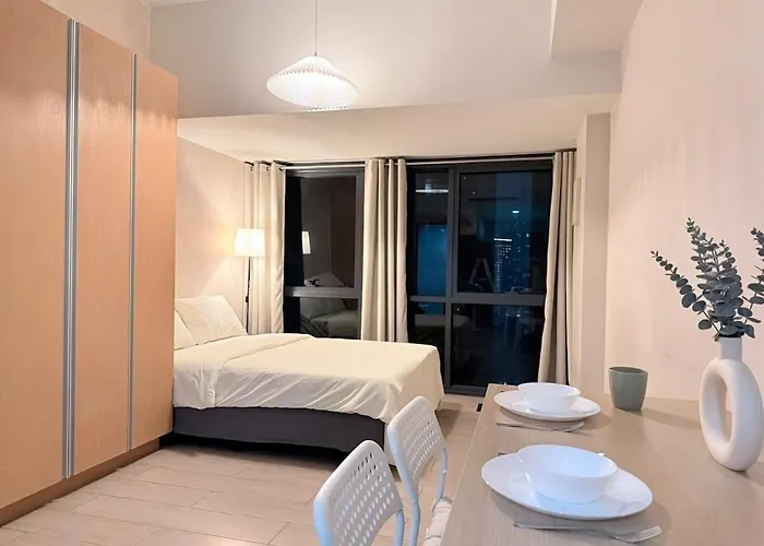 Cozy In Salcedo Village Makati Apartment Manila